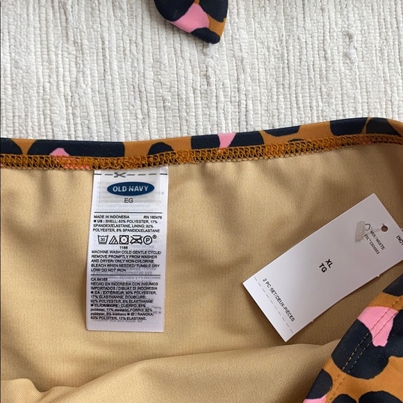 New Swimsuit - Picture 5 of 6